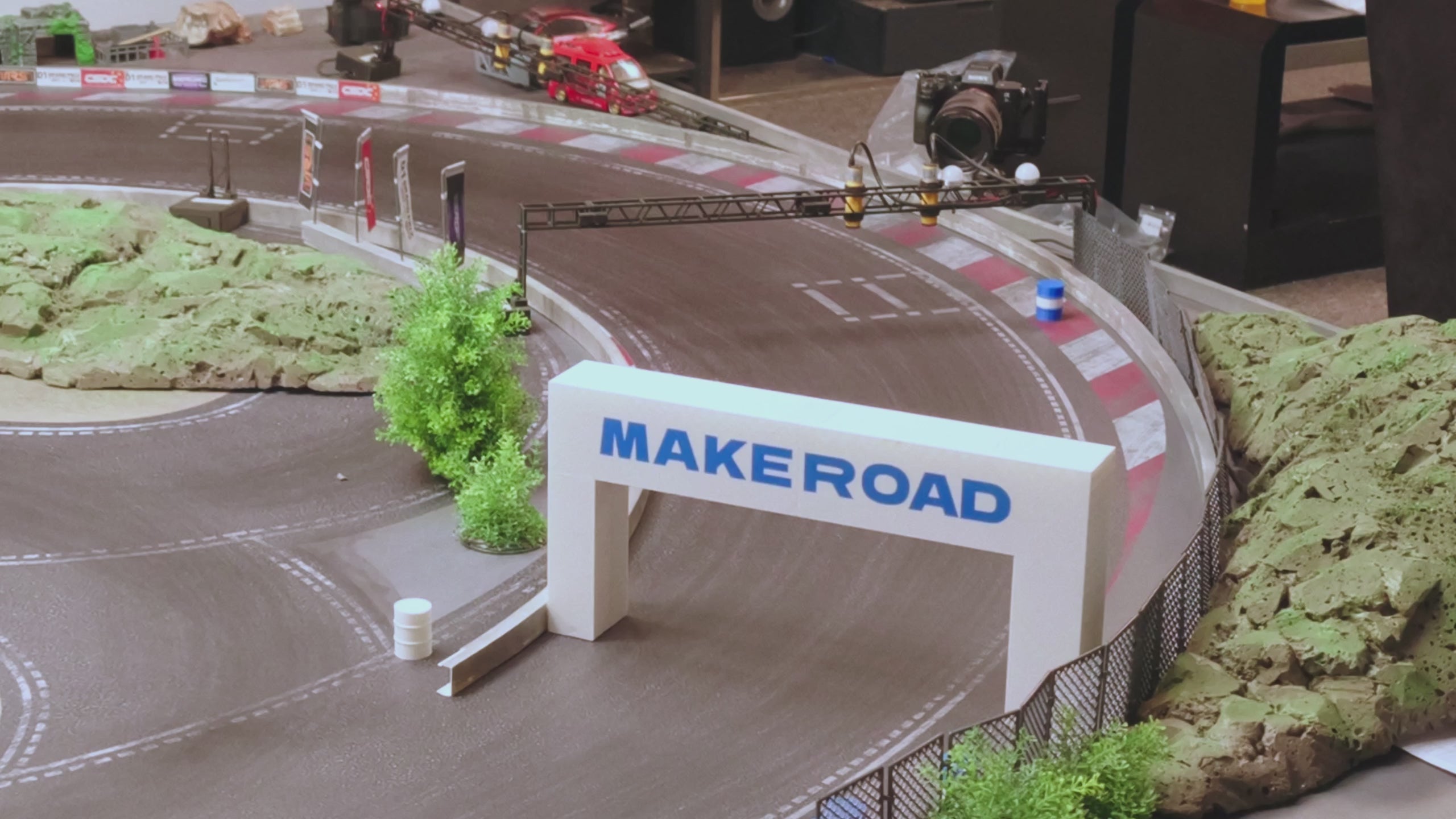 Indlæs video: Makerkit RC Car demo video